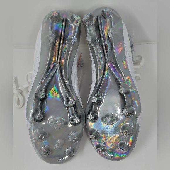 Under Armour Magnetico Elite 3 FG Soccer Cleats White Womens Sz 6.5  3027160-100 - Picture 5 of 11